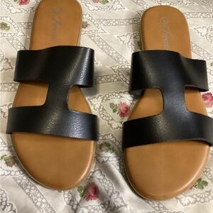 Forever 21 Ample Black and Tan Minimalist Sandals Various Sizes
